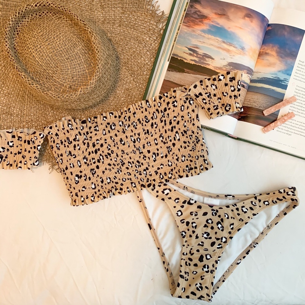 Off the shoulder swimsuit